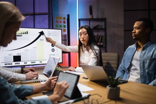 Comment analyser les logs d'un serveur Web pour détecter les tentatives de piratage ?