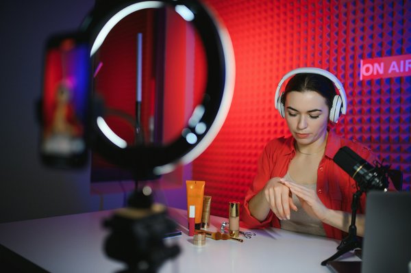 Obtenez des followers pas cher sur instagram, tiktok et youtube